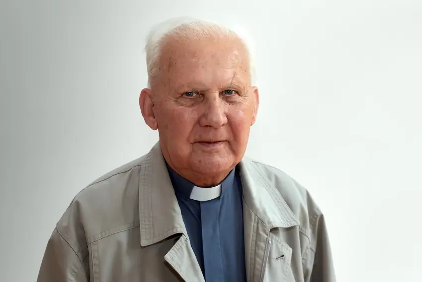 antoni koszorz01 850px